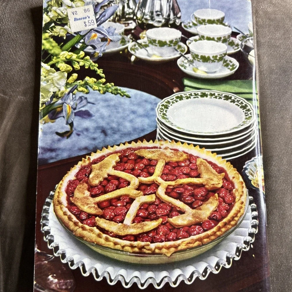 Set Of 2 Good‎ Housekeeping Cookies And Pie Book